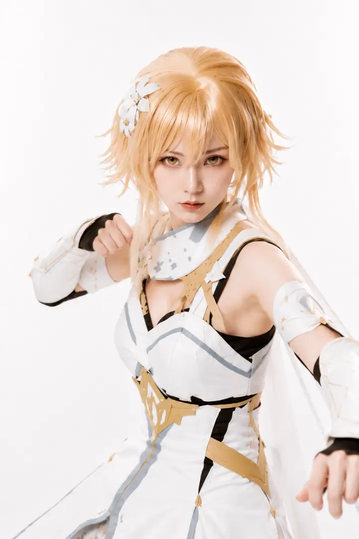 原神 荧 Cosplay 拍摄动作参考图
