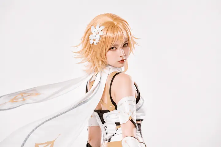 原神 荧 Cosplay 拍摄动作参考图